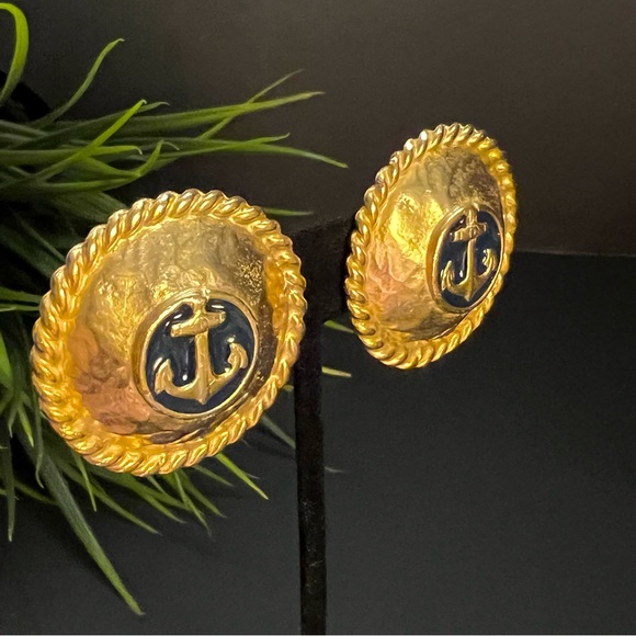 VTG Gold Plated Navy Blue Enamel Oversized Button Nautical Anchor Clip Earrings - Picture 4 of 5